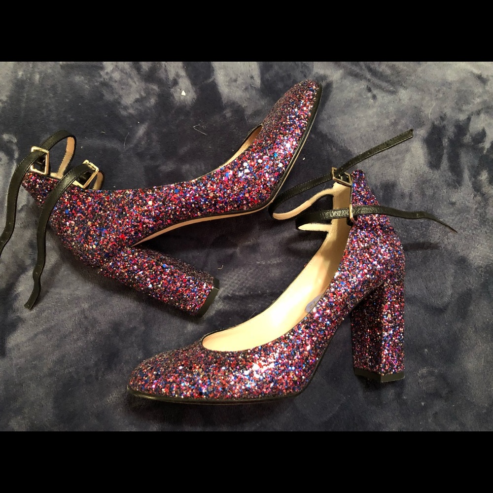 Glittery.  Kate Spade head turners